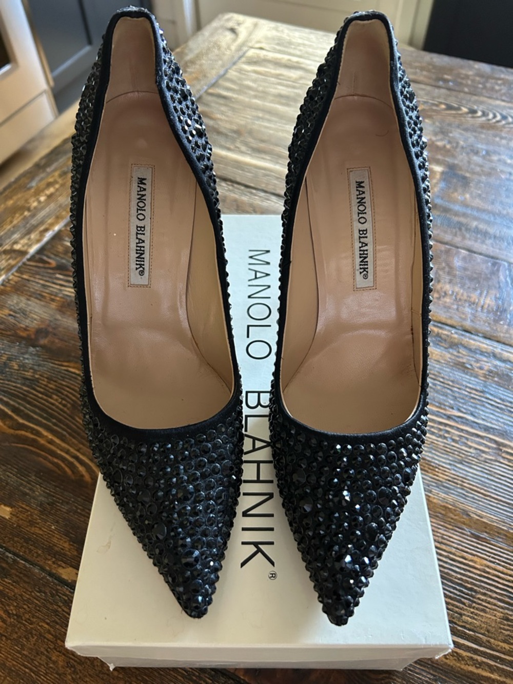 Manolo Blahnik Black Crystal-Studded Pointed-Toe Stiletto Pumps size 39.5
